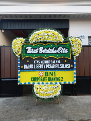 Papan Bunga Duka di Gunungsitoli Selatan