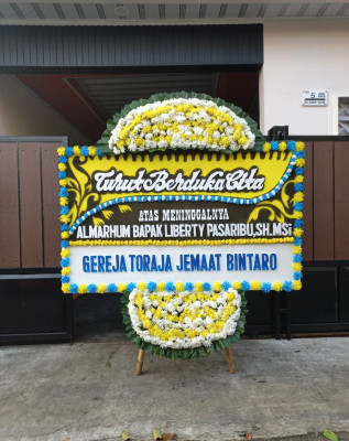 Papan Bunga Duka di Gunungsitoli Selatan